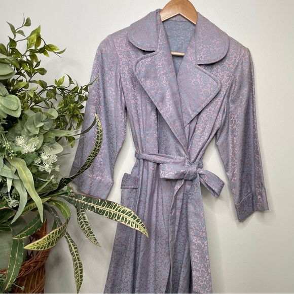 VINTAGE Iridescent Satin Paisley Metallic Belted Handmade Robe Housecoat - Picture 5 of 7